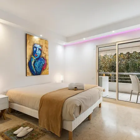 Croisette3bedroomterrasse דירה *
